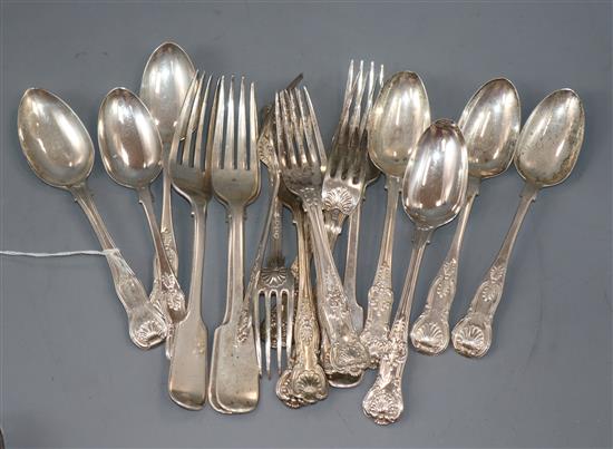 Eighteen assorted items of mainly 19th century silver flatware, 31.5 oz.